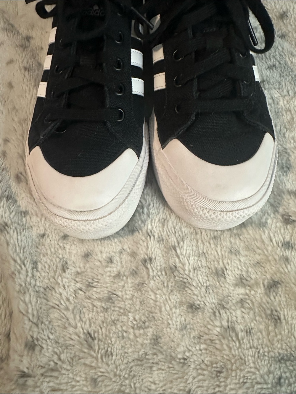 adidas Black and White Low-Top Sneakers EUC - Picture 8 of 8